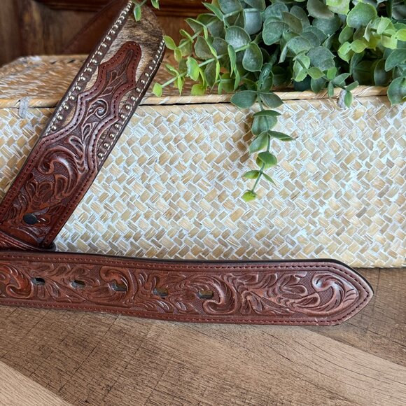 Vintage 90s 3D Hair-On Cowhide Cross Concho Hand-Tooled Western Belt - Men’s 34" - Picture 8 of 9